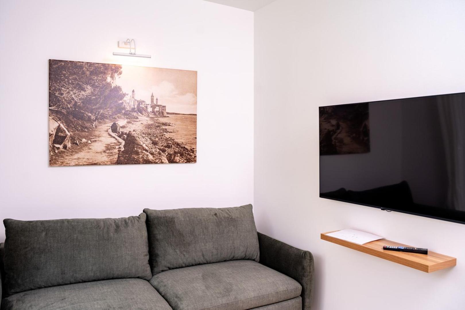 Arti Holiday Homes Banjol Esterno foto