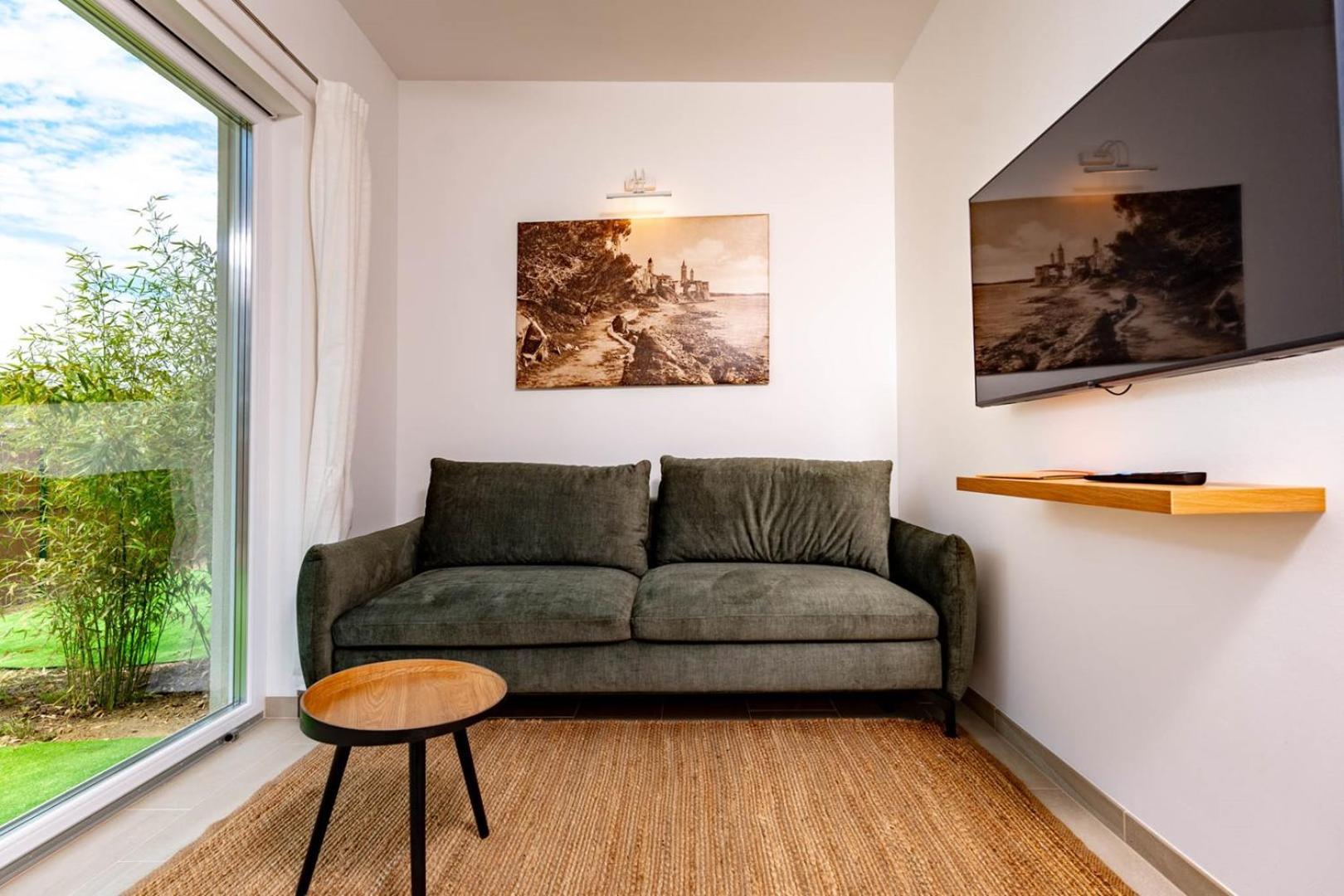 Arti Holiday Homes Banjol Esterno foto