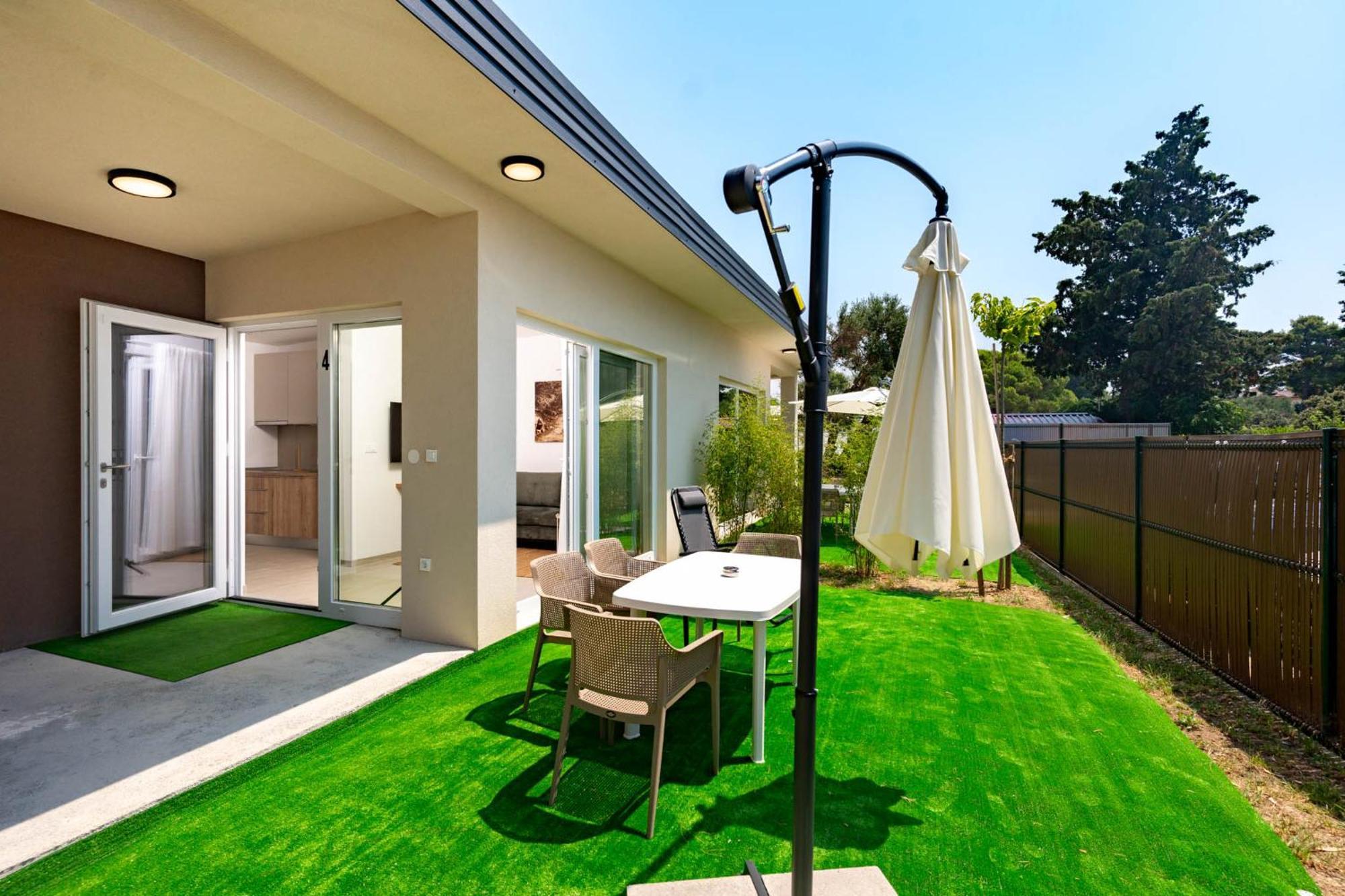 Arti Holiday Homes Banjol Esterno foto